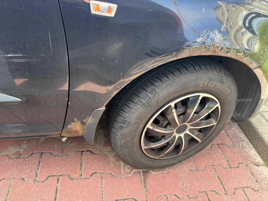 Opel Corsa D Hatchback 1.0  65KM 48kW