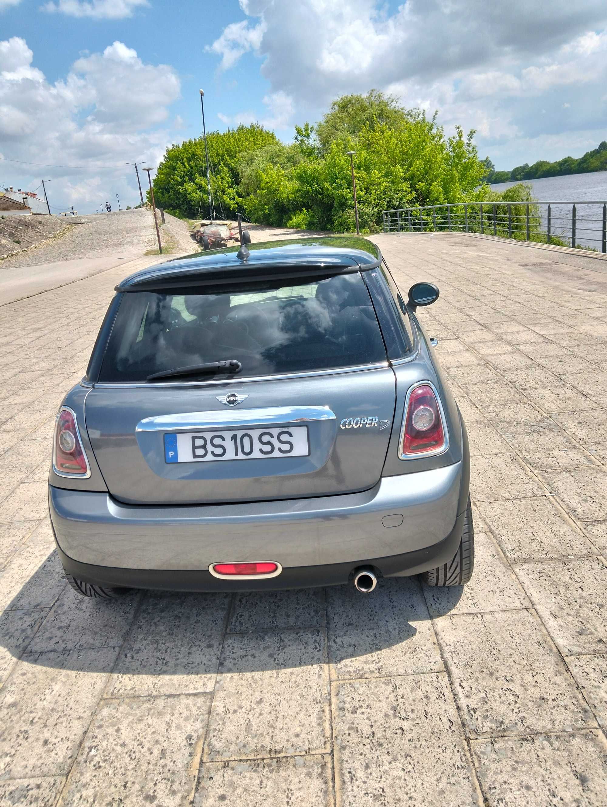 Mini Cooper D 2009 distribuição mudada e revisão feita