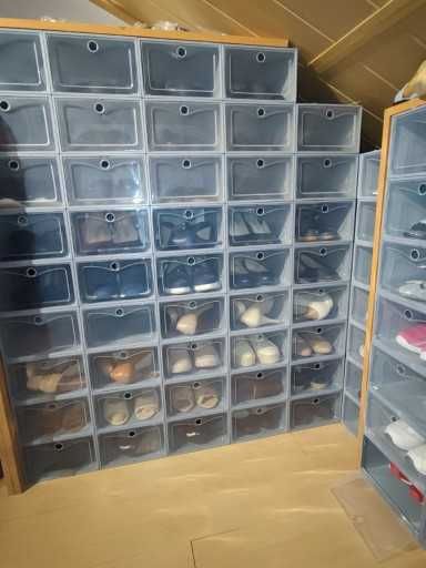 NOWY komplet plastikowych organizerów na buty – 10 składanych pudełek