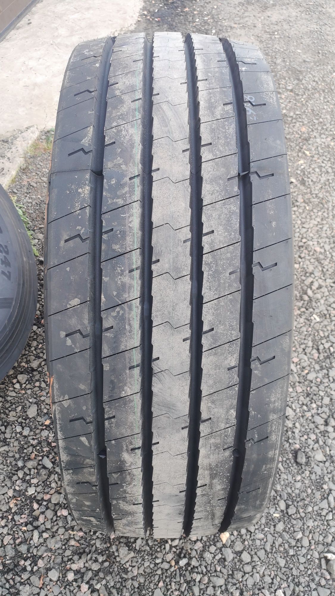 Вантажні шини Dunlop SP247, SP346 385/65 R22.5 прицеп руль