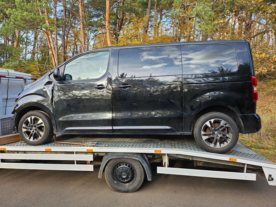 ZAFIRA LIFE CITROEN III JUMPI PROACE tylna tył klapa bagaznika zderzak