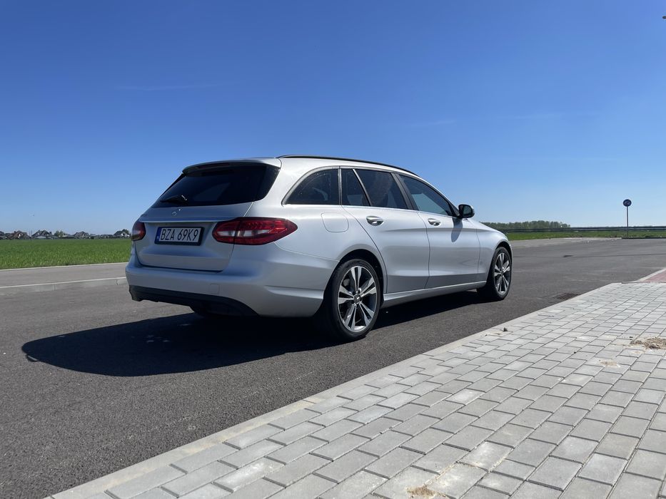 Gwarancja przebiegu, auto zakupione bylo w całości.