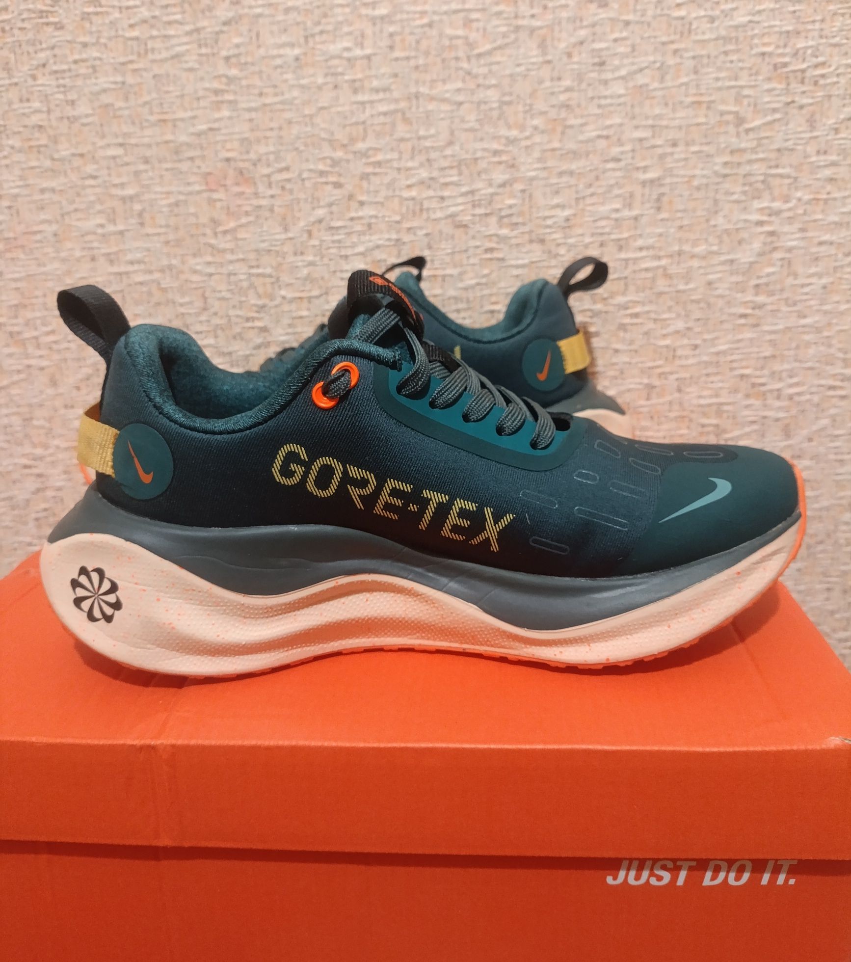 Кросівки Nike reactx infinity 4 розмір (37,5)