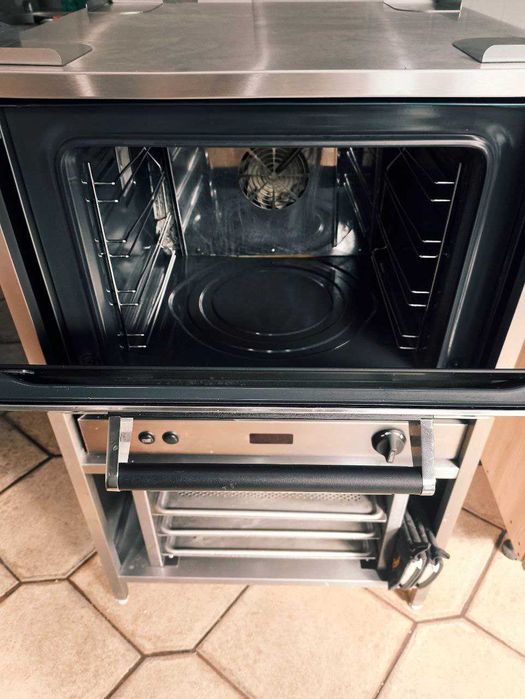 Piekarnik Smeg z funkcją pary