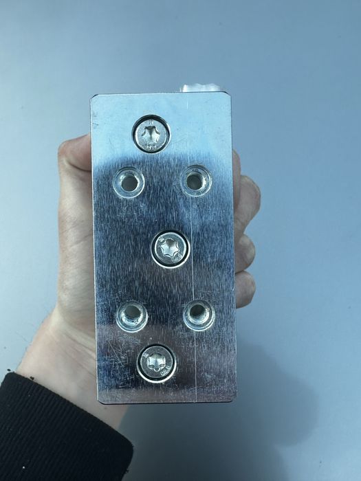 Siłownik z prowadzeniem Festo DFM-25-25-P-A-GF