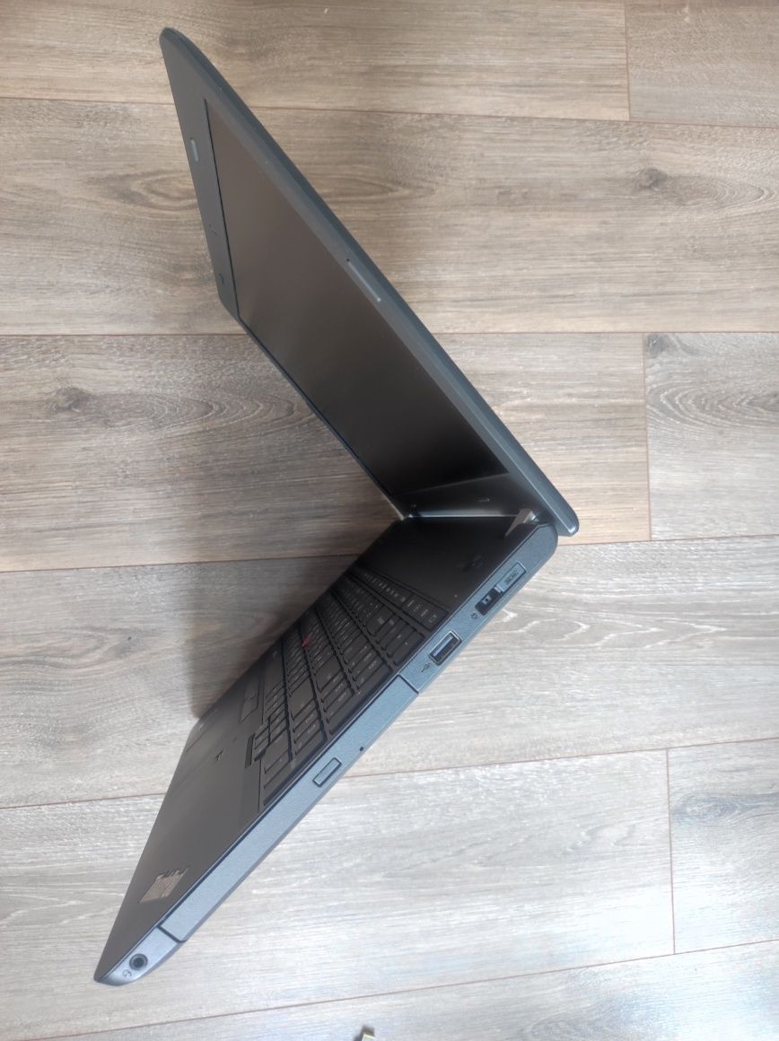 Ноутбук Lenovo ThinkPad E550, i3-4005U, 6GB, HDD 500GB, 15.6"  HD