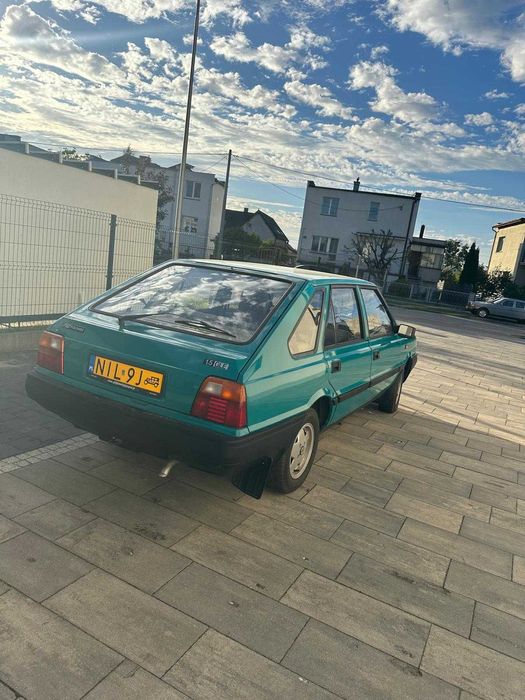 polonez FSO 1,5 GLE zabytek