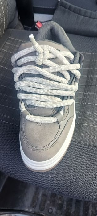 Buty marki Bershka roz.43