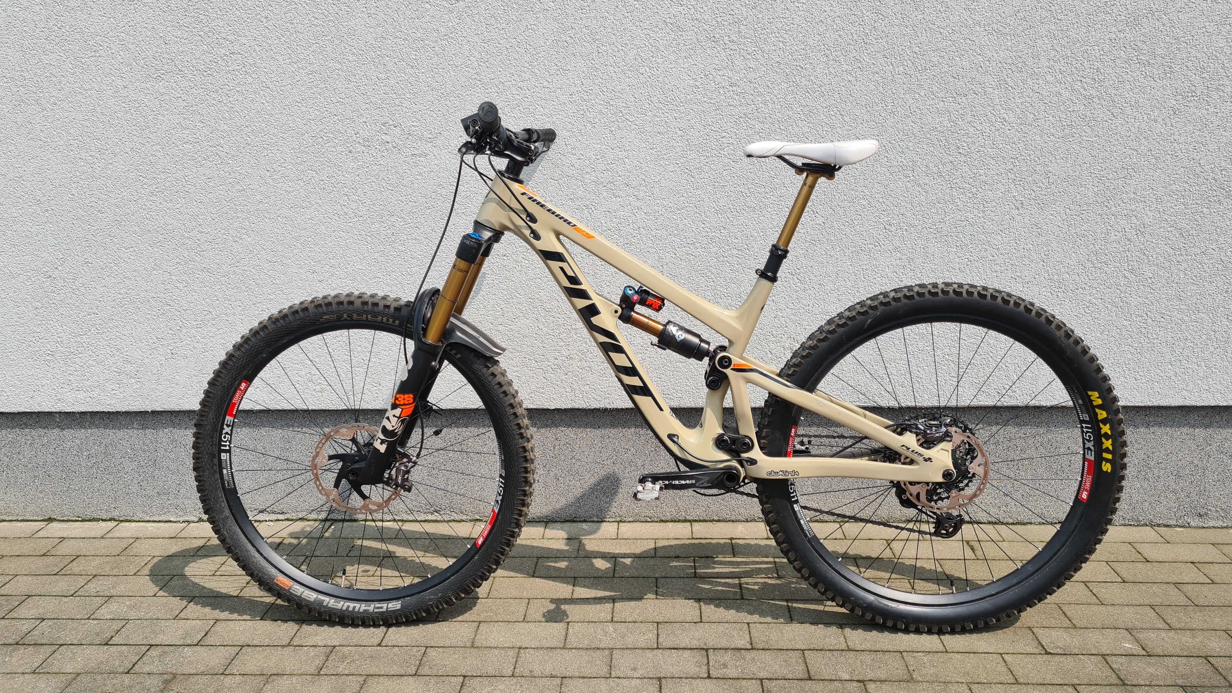 Pivot Firebird 29" M Carbon enduro