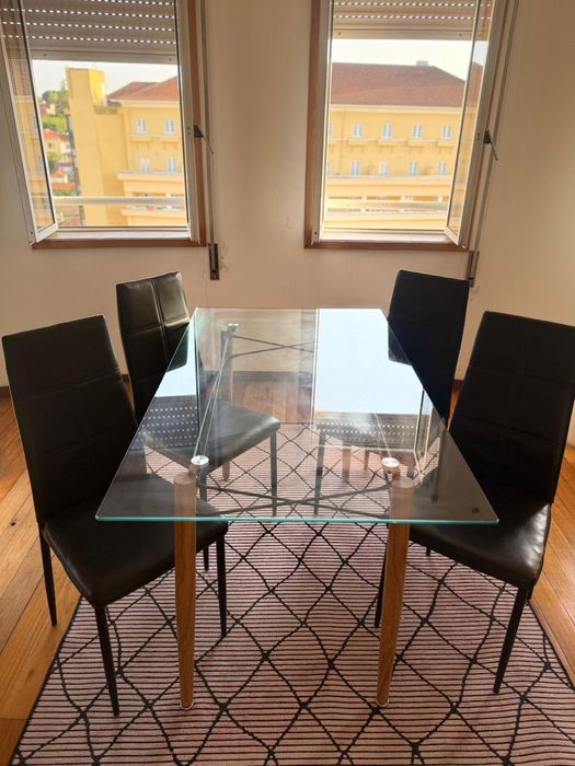 Mesa vidro temperado para desocupar espaço