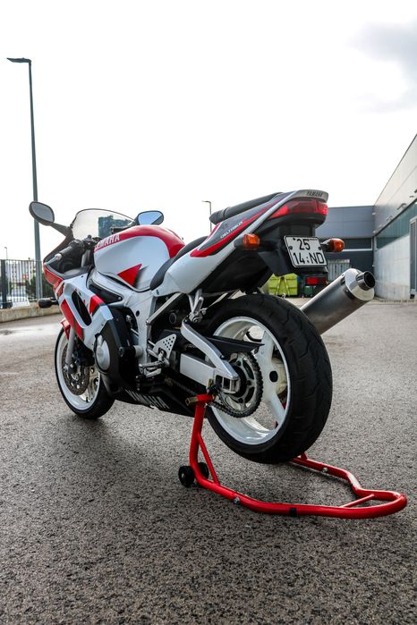 Yamaha yzf r6 1999