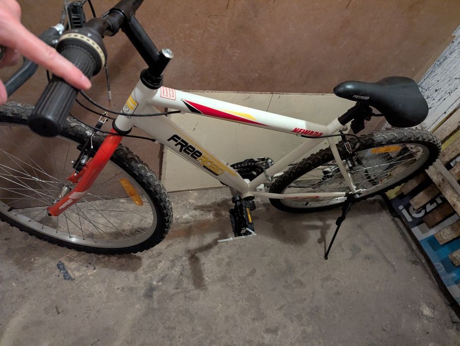 Rower typu mtb- freeroad nevada