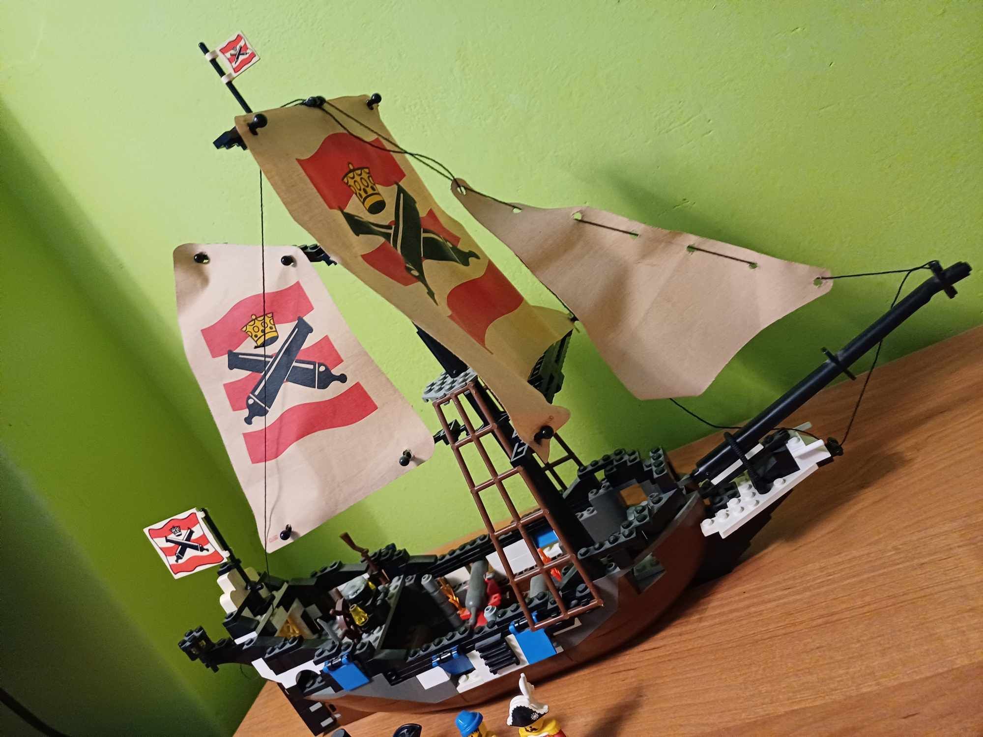 Lego pirates 6271 imperial flagship
