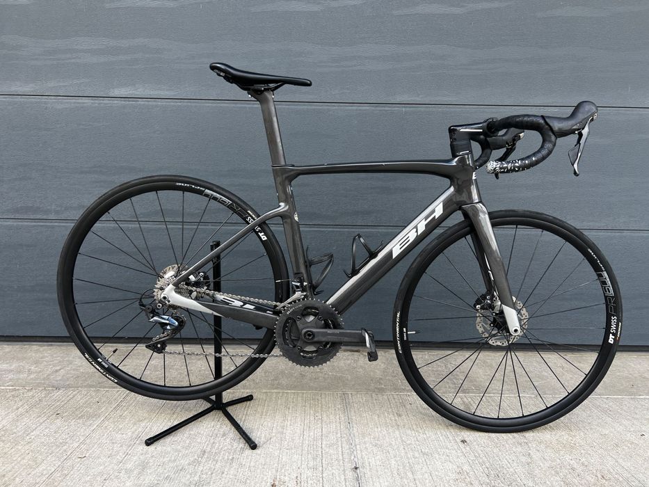 Rower szosowy BH RS1 4.5 Aero! Ultegra 11s!