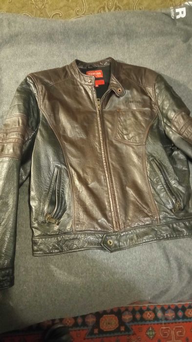 Куртка чоловіча шкіряна, розмір L