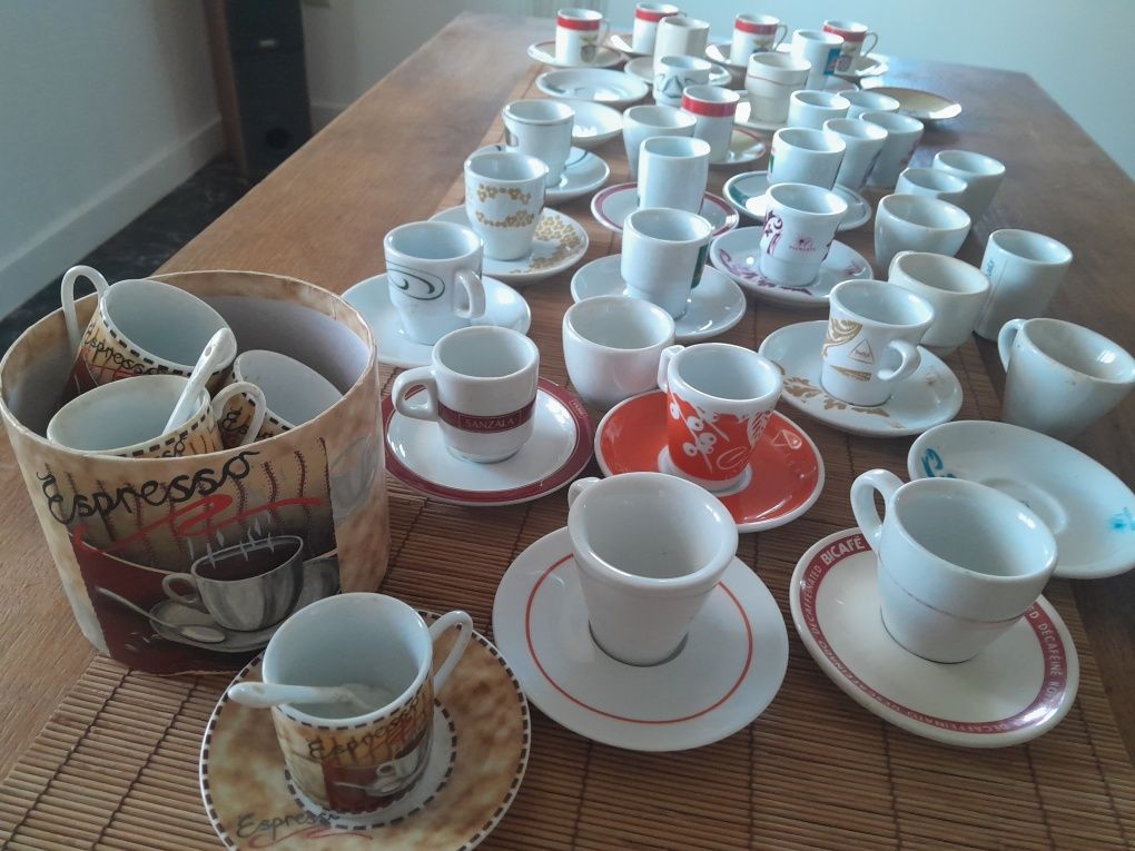 Taça de café com patrocinio