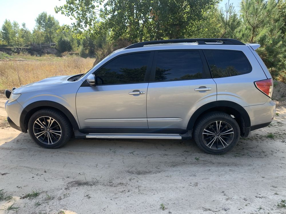 Subaru Forester 2011 р 2.0 D. 4*4 АВТО на максимальній комплектації