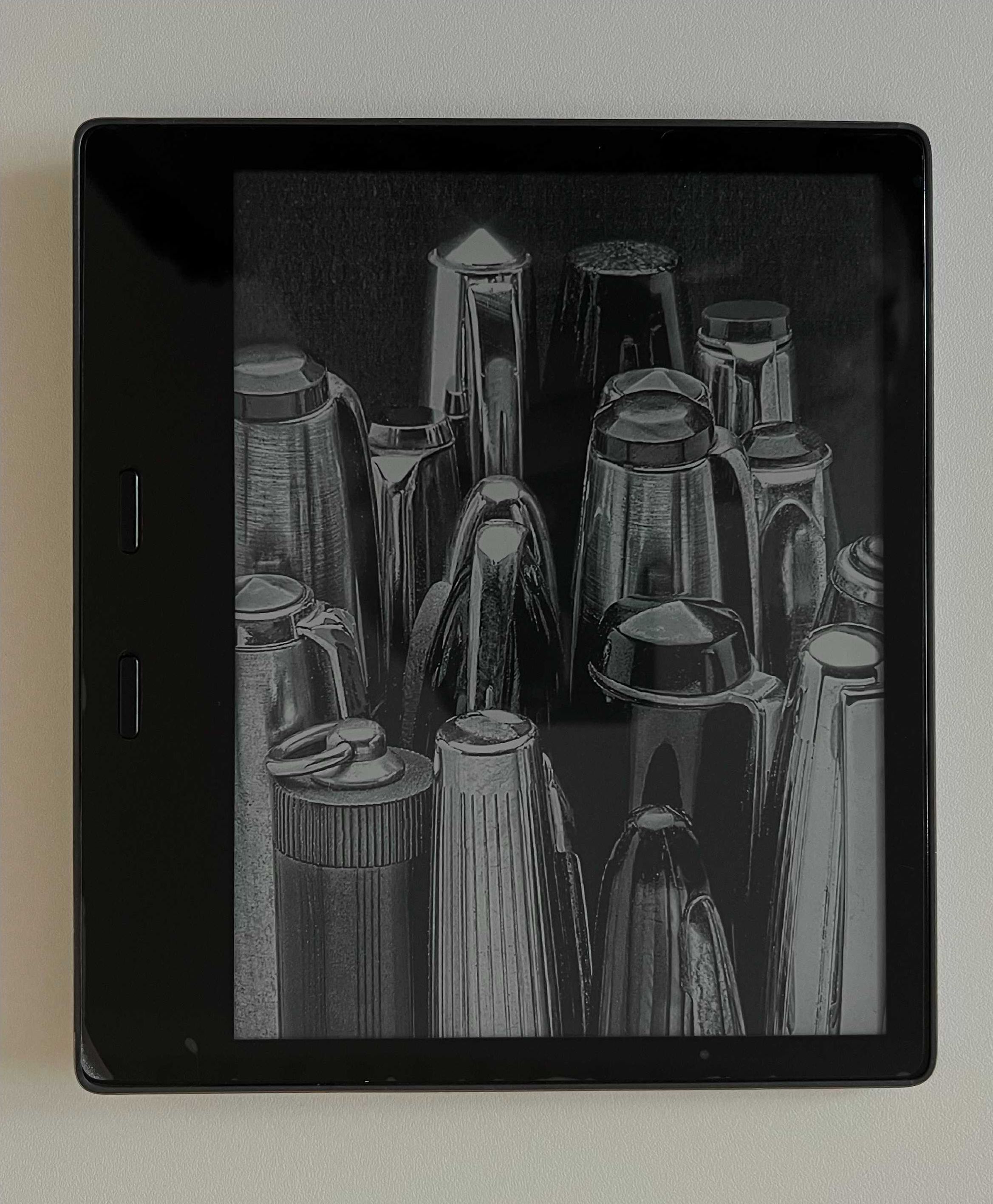 Kindle Oasis (9 gen) — 7", 32GB, стан 9/10 + 2 чохли