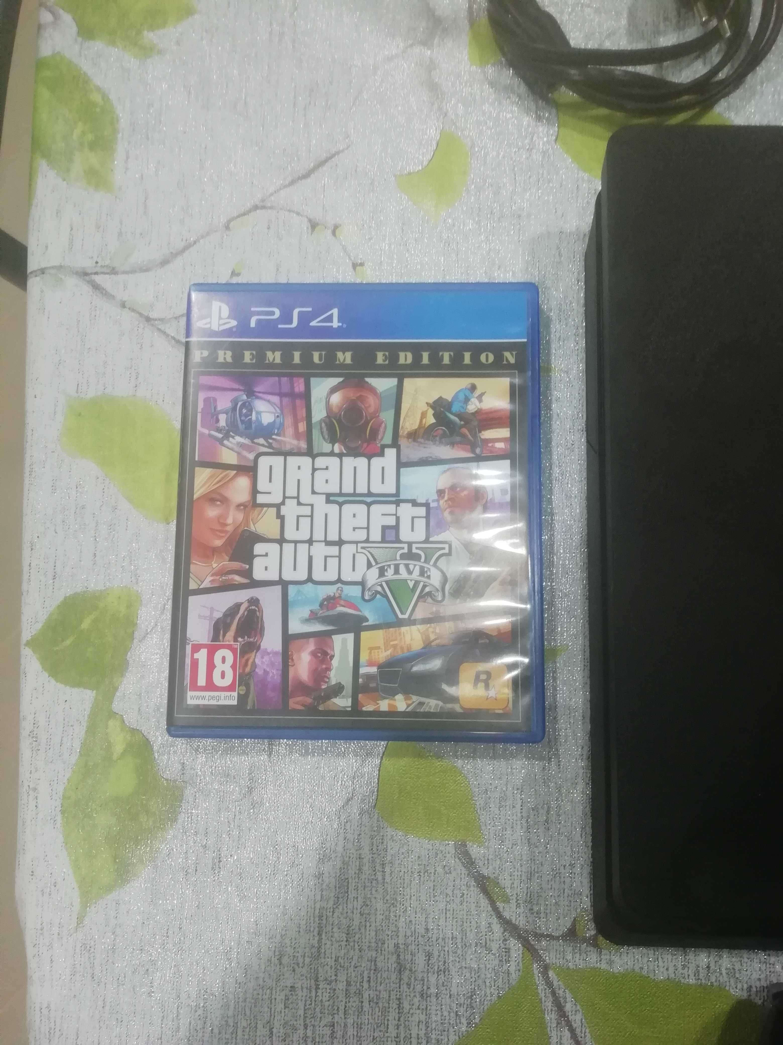 Vendo Ps4 com 2 jogos