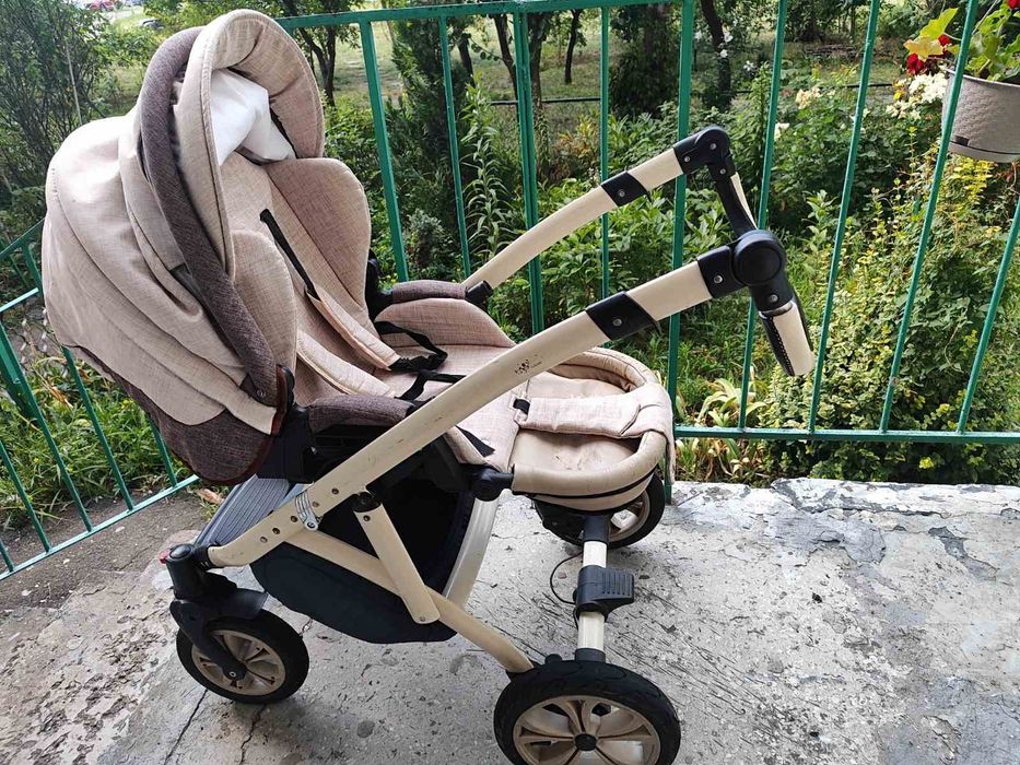 Коляска дитяча універсальна