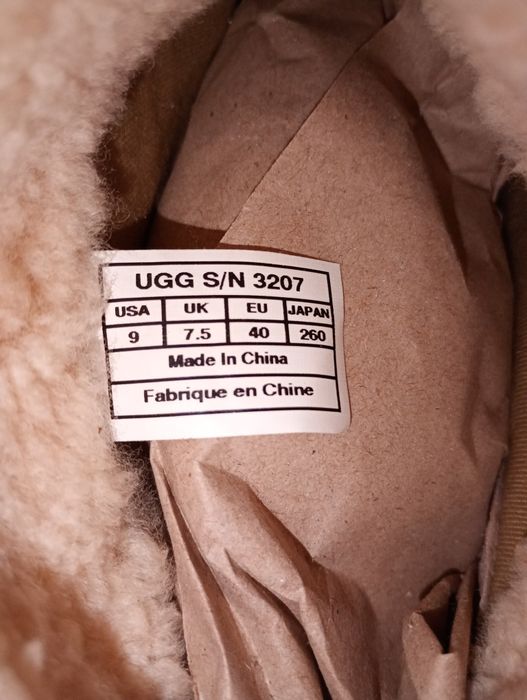Сапоги 41разм ugg linnea us9 стелька 26,5см
