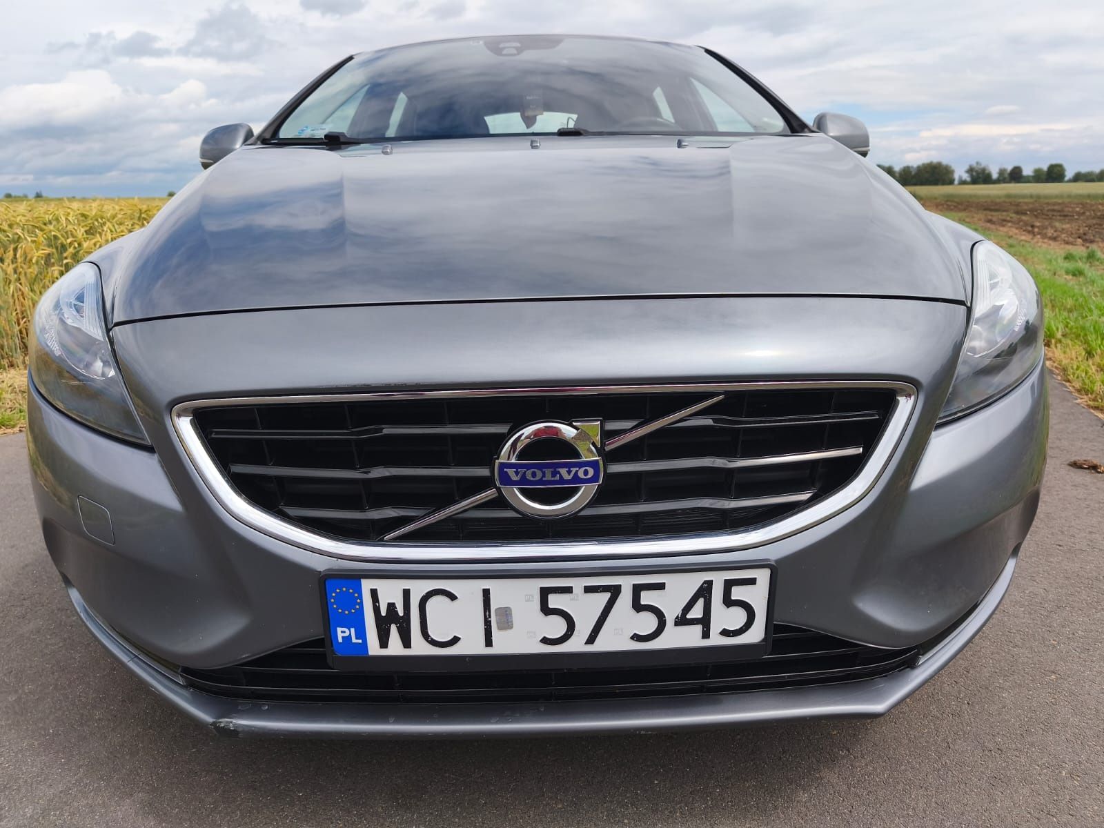 VOLVO V40 2.0 D2