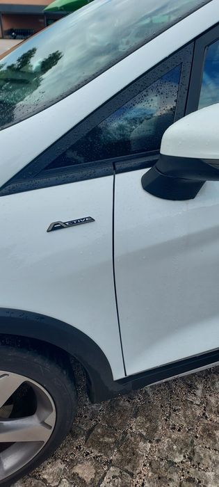 Ford fiesta active turbo