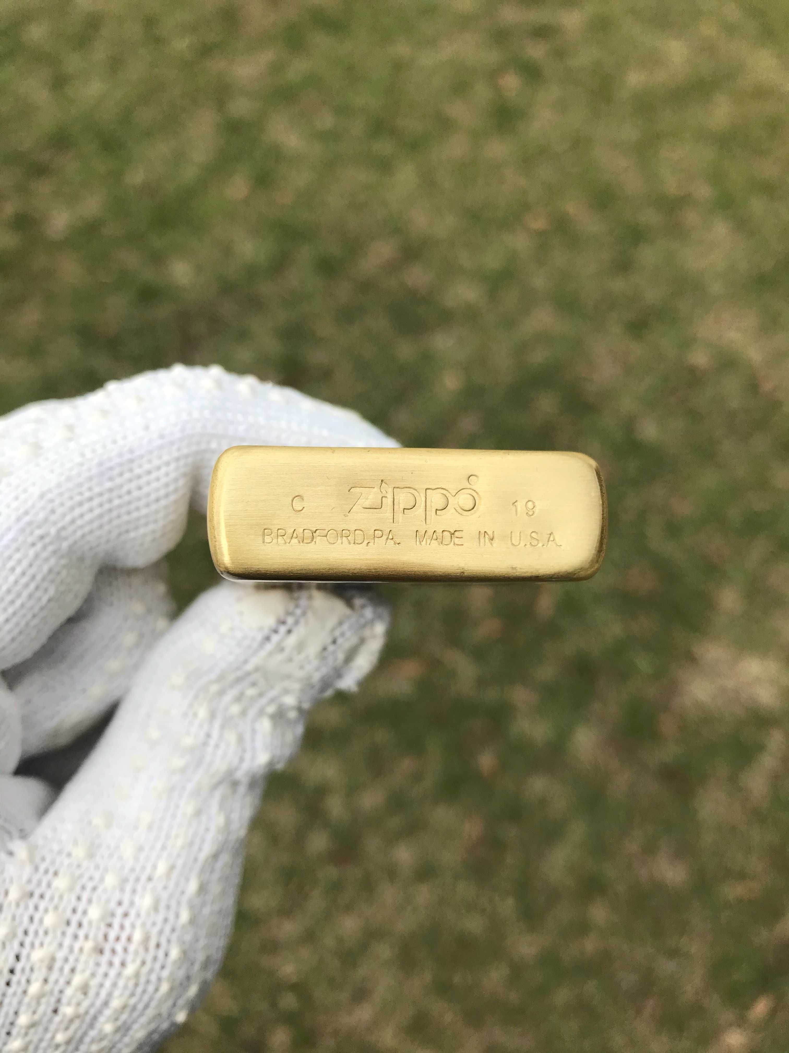 Запальничка Zippo Kobe Bryant Gold бензинова нова в коробці