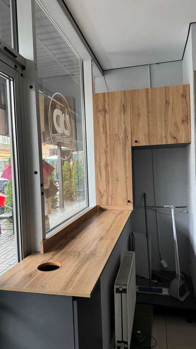 Меблі для кафе шафа стіл мийка зеркало лічильники мебли барна стійка