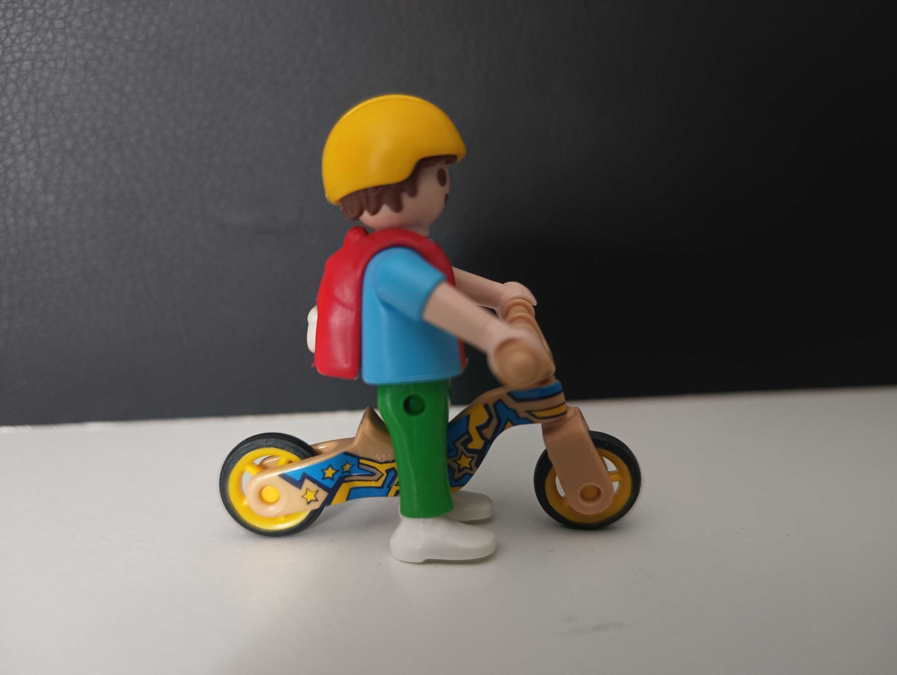 Playmobil 4 minifigurki chłopiec na rowerze, nastolatek, skrzat, kotek