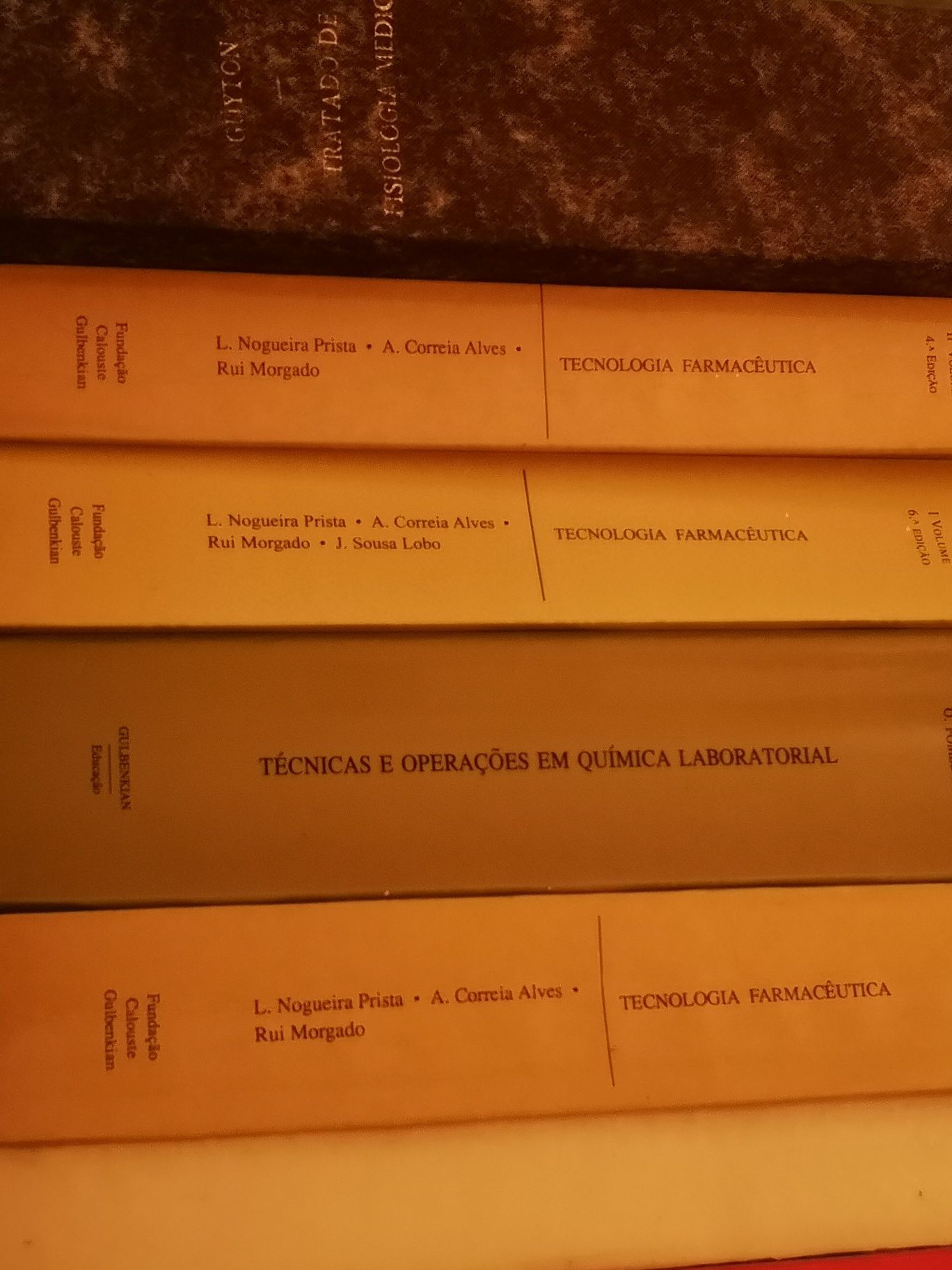 Vendo livros técnicos química, dermatologia, fisiologia, farmácia...