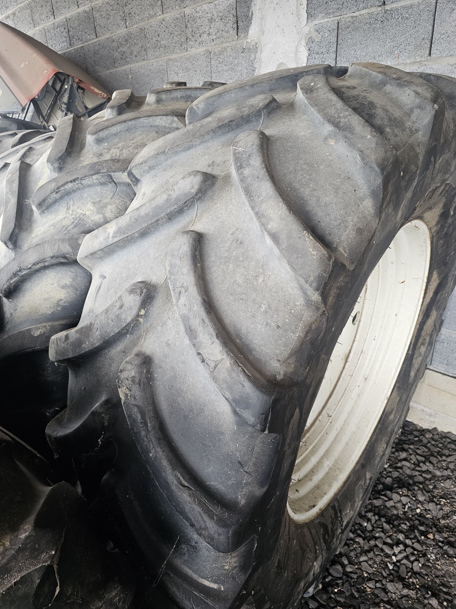 Koła 620/70 R42 Firestone Felgi Opony New Holland Case