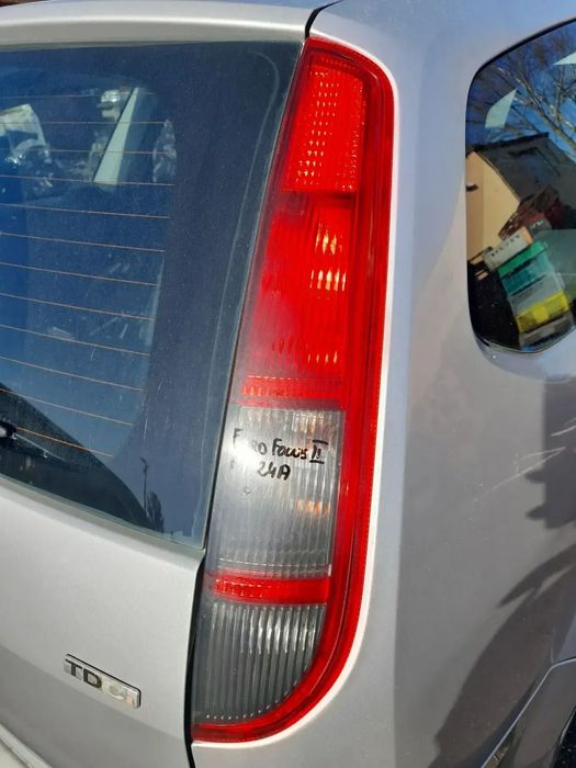 FORD FOCUS MK2 LAMPA PRAWY TYŁ PRAWA TYLNA