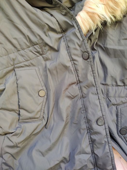 Зимова тепла куртка для дівчинки на зріст 140 - 146 см