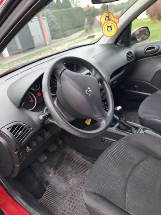 Peugeot 206 plus