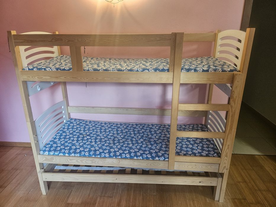 Łóżko piętrowe 3 łożka