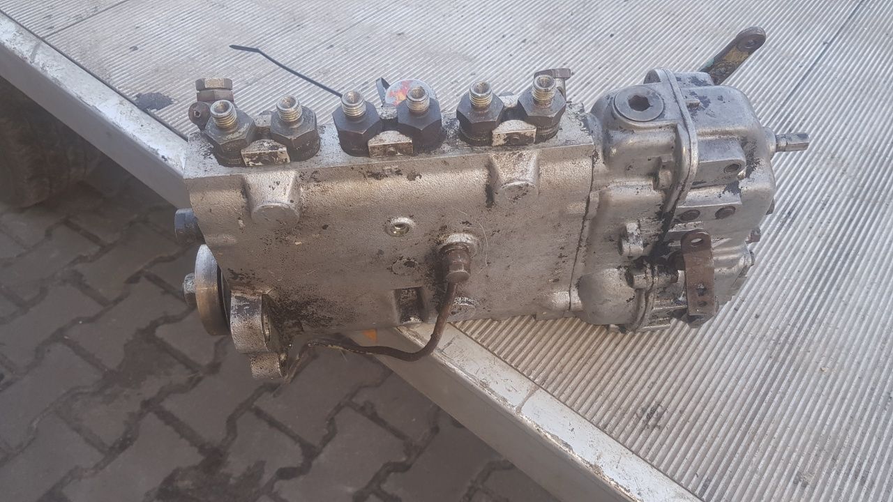 Pompa wtryskowa deutz f6l912