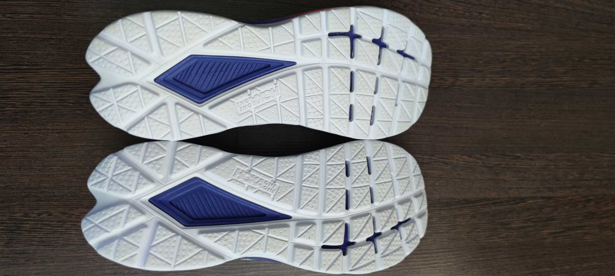 Кросівки Hoka MACH 5.  Р 48    31см