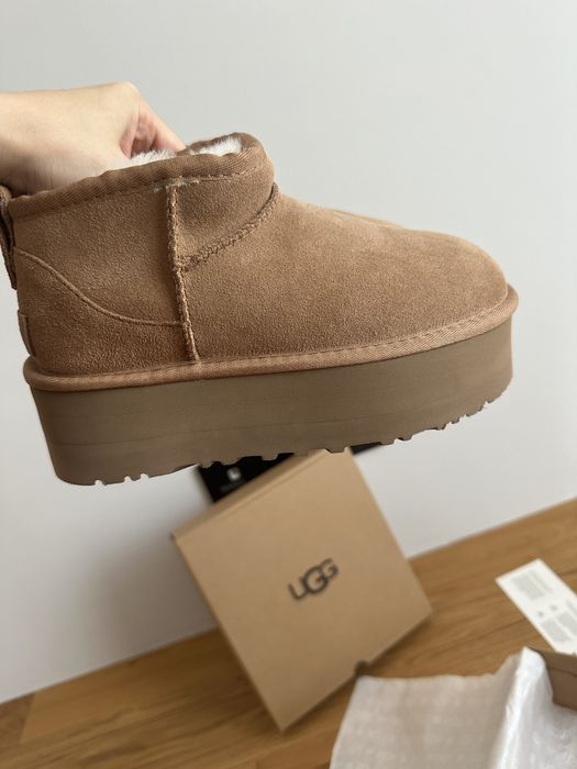 Натуральні, 5 см підошва! UGG mini platform уггі в наявності.