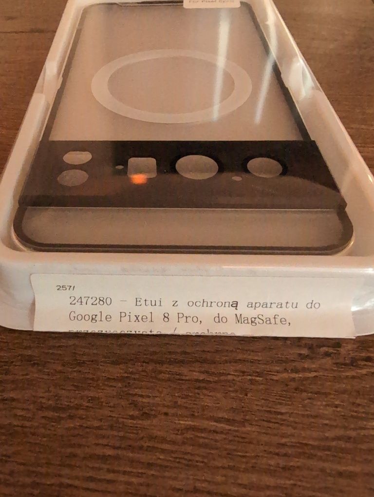 Etui z ochroną aparatu do Google Pixel 8 Pro, do MagSafe, przezroczyst
