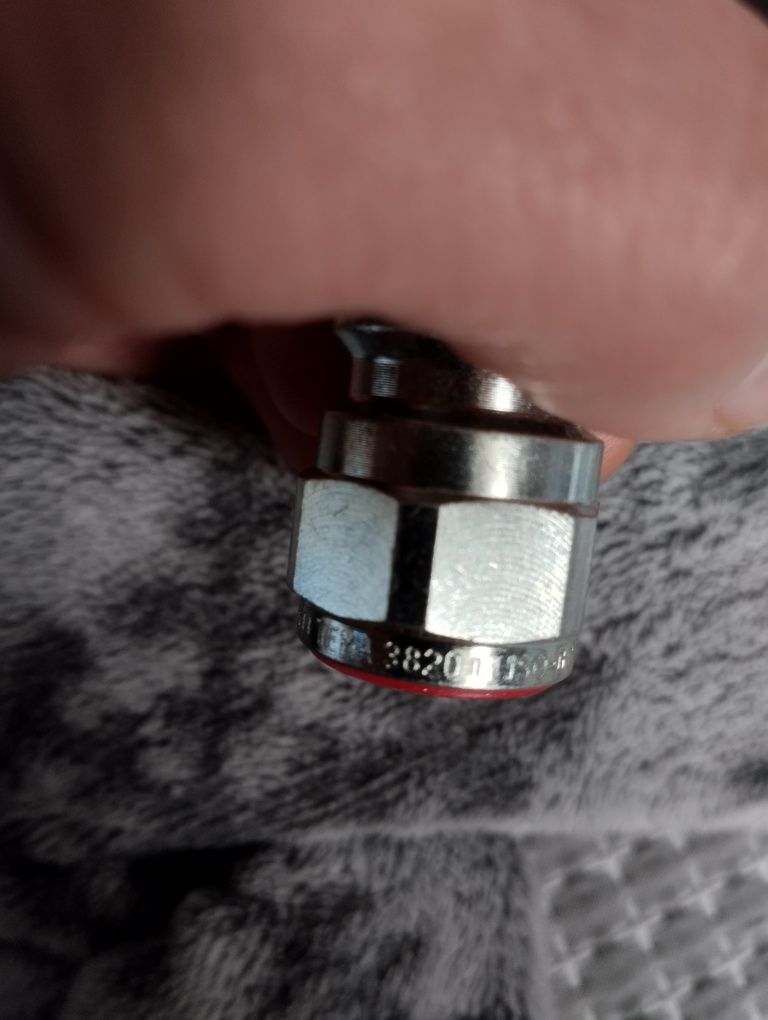 Szybko złącze hydrauliczne TEMA 3810 , TEMA 3820 ,  3/8" BSP  Parker