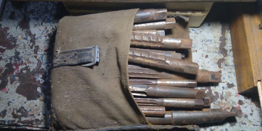 Плашкодержатели, метчикодержатели, развертки