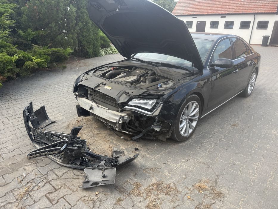 Audi a8 d4 4.2 bezyna okazja uszkodzony