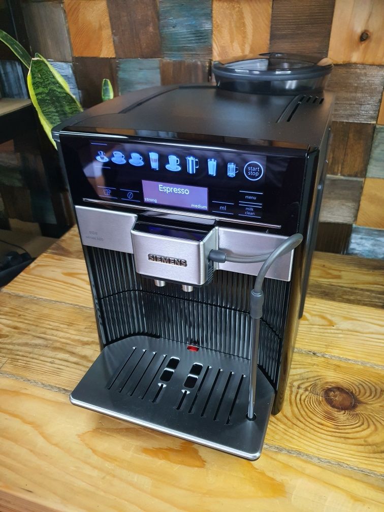 Piękny! Jak nowy, limitowana wersja eq.6 s500 19 bar! Siemens