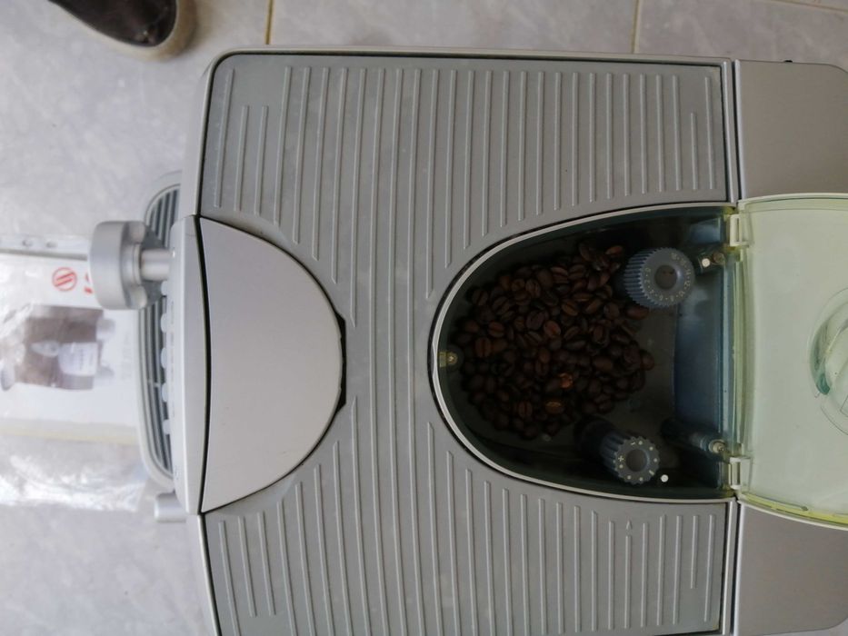 Máquina de café SAECO