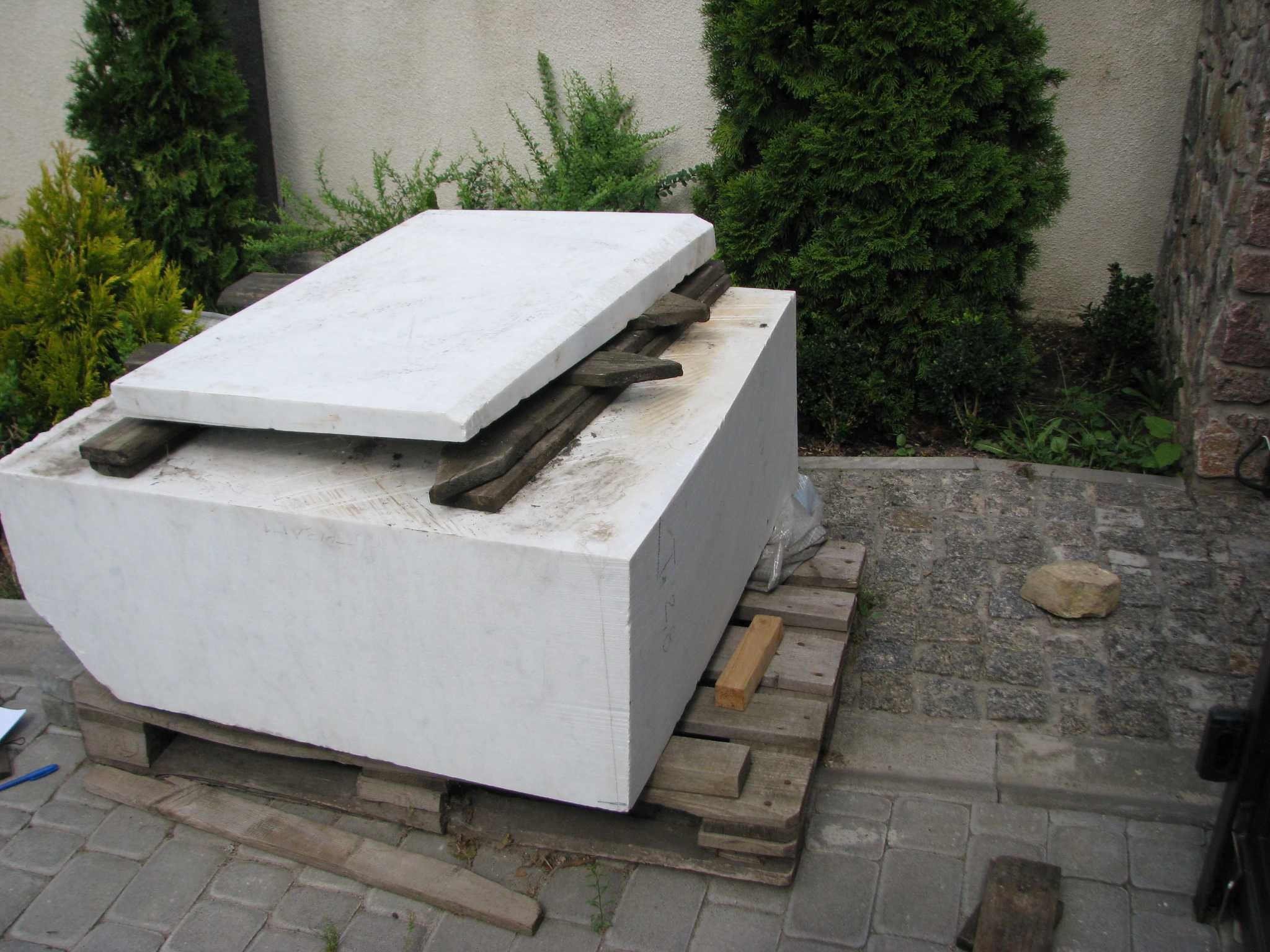 Каррарский мрамор Bianco Carrara C Extra (Бьянко Карраре Чи), Италия