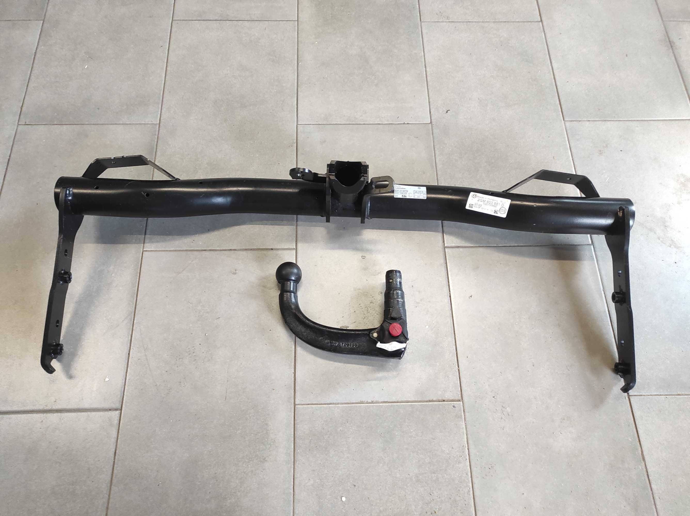 Oryginalny Odpinany Hak Holowniczy VW T-CROSS