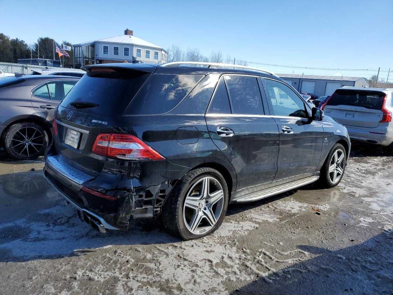 Mercedes-Benz ML63 AMG 5.5 V8 AWD 2015 USA