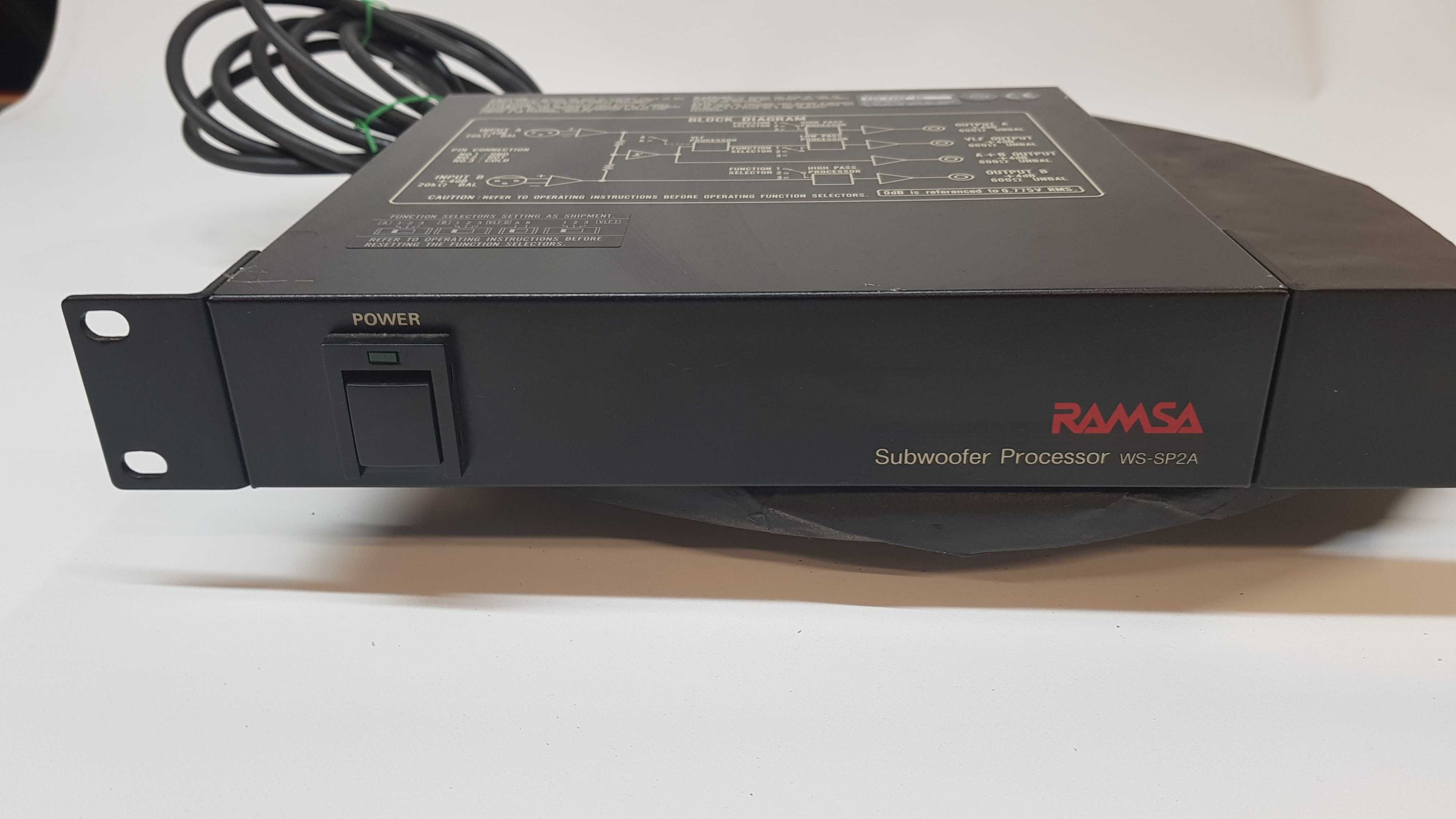 Processador de Subwoofer Profissionbal "Ramsa WS-SP2A "