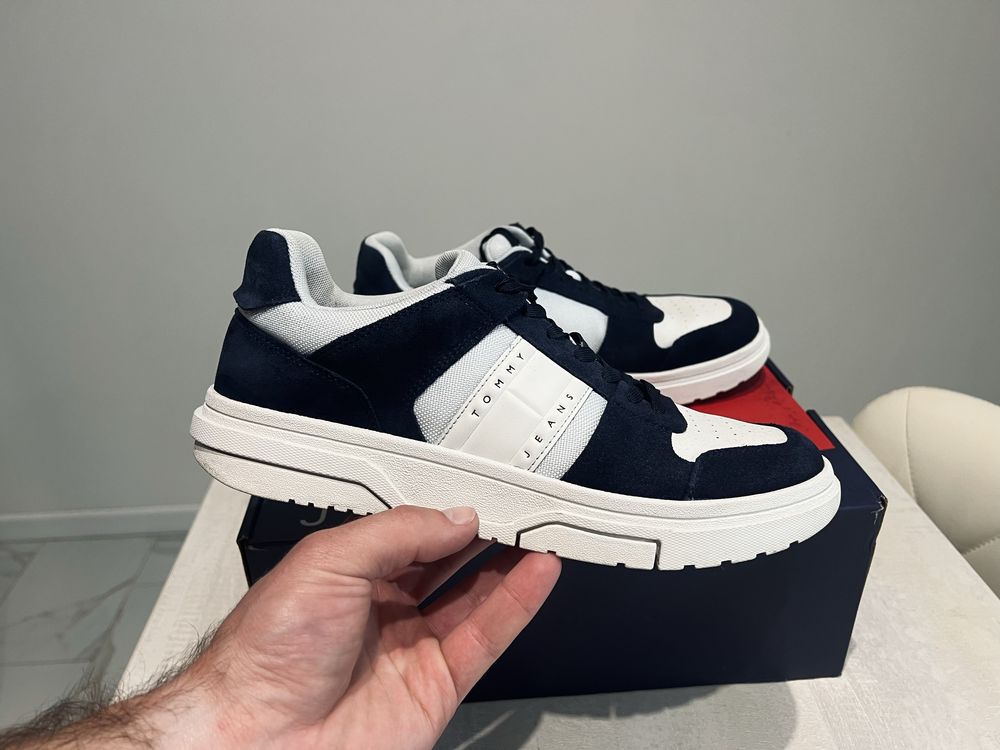Tommy Hilfiger The BROOKLYN New (lora, balance, gant)
